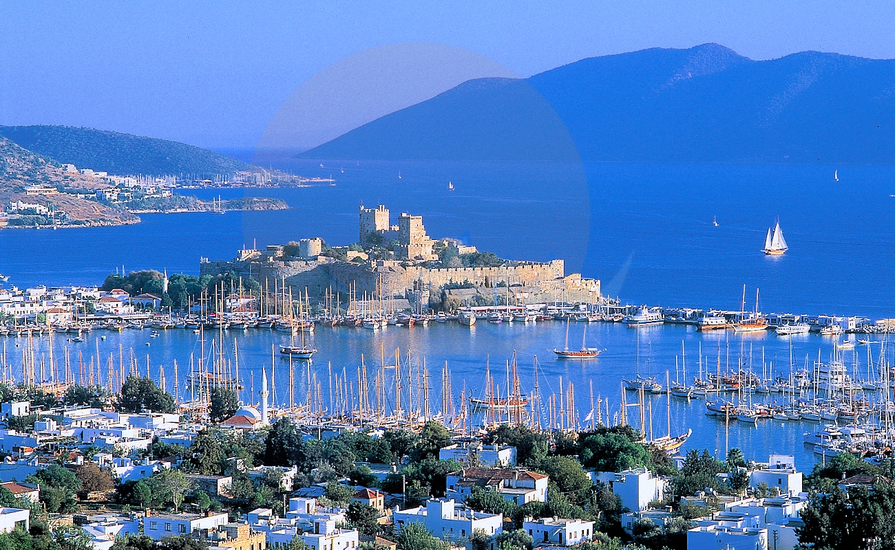 Bodrum Kalesi ve Bodrum Yat Limanı