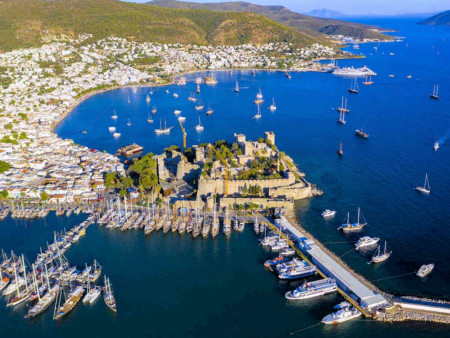 Bodrum Yat Limanı ve Bodrum Kalesi